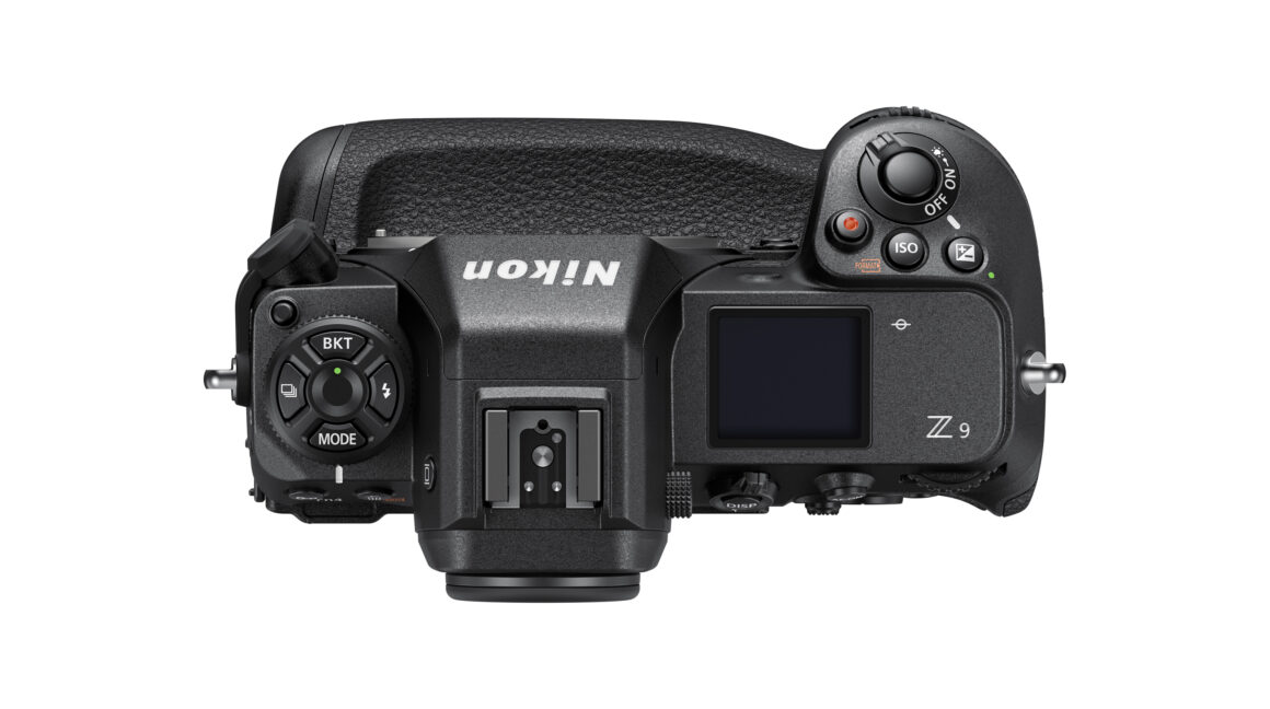 Die Nikon Z9 besitzt wie die Profi-Spiegelreflexmodelle von Nikon kein PSAM-Moduswahlrad