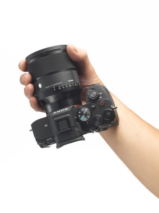 Das Sigma 24mm f/1.4 DG DN Art an einer Sony Alpha DSLM
